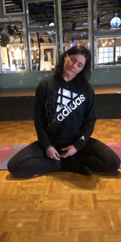 yin-yoga-lang-1 yin-yoga-lang-1
